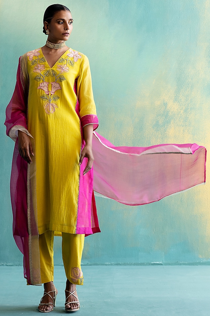 Yellow & Pink Handwoven Chanderi Embroidered Kurta Set by Shivani Bhargava