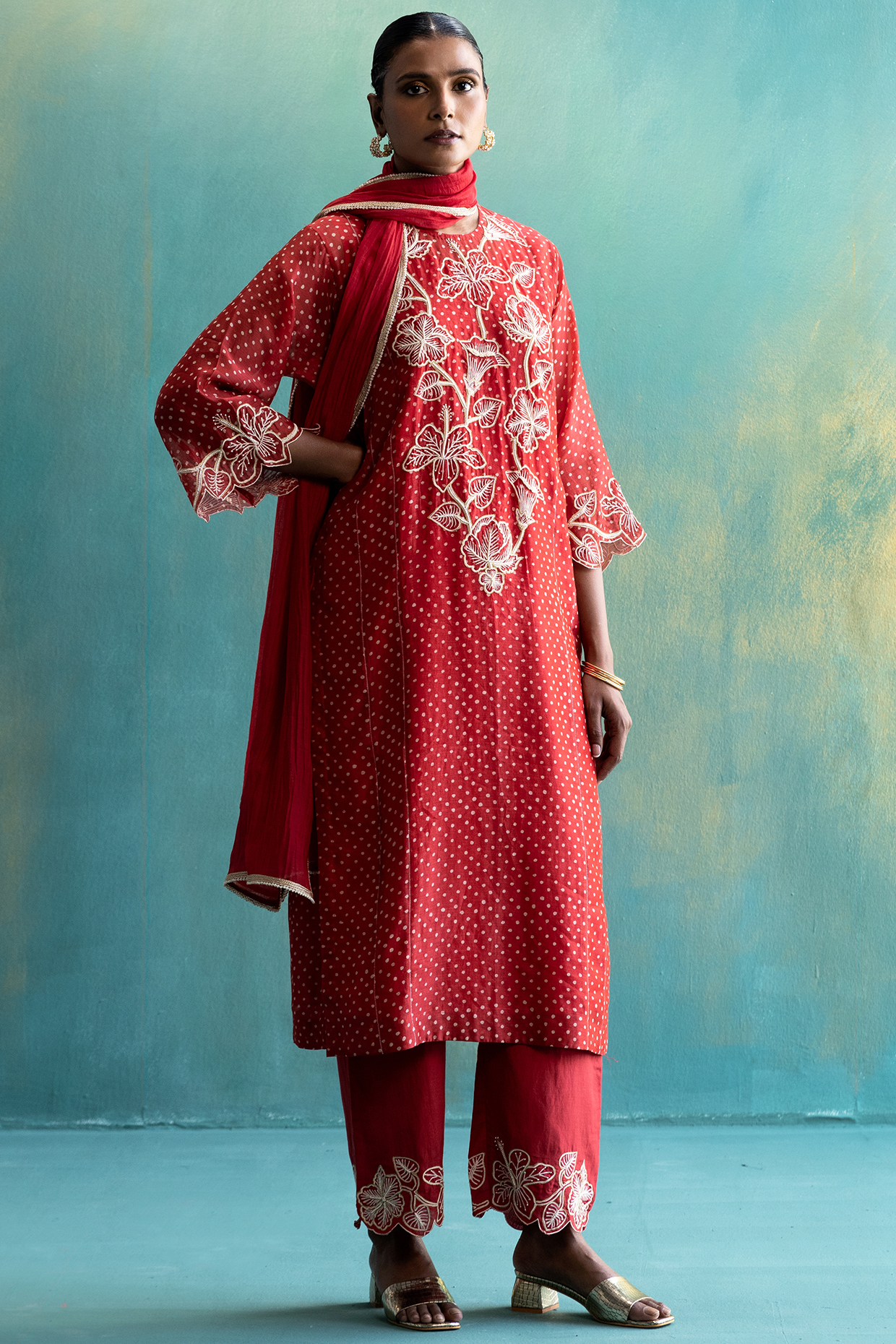 Red Handwoven Chanderi Embroidered Kurta Set by Shivani Bhargava at Pernia's Pop Up Shop
