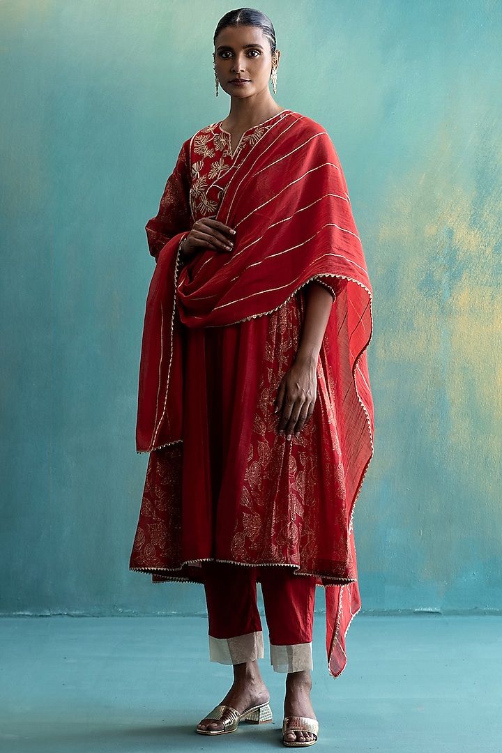 Red Block Printed & Embroidered Kurta Set by Shivani Bhargava