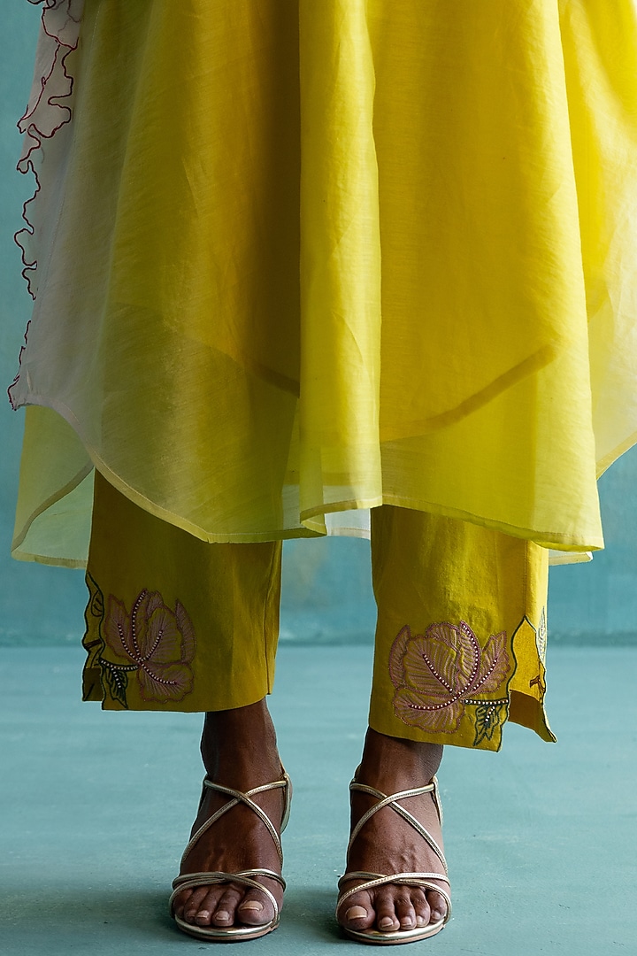 Yellow Handwoven Chanderi Embroidered Kaftan Set by Shivani Bhargava at Pernia's Pop Up Shop