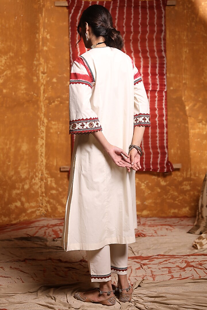 Ivory & Maroon Cotton Embroidered Kurta Set by Shivani Bhargava at Pernia's Pop Up Shop