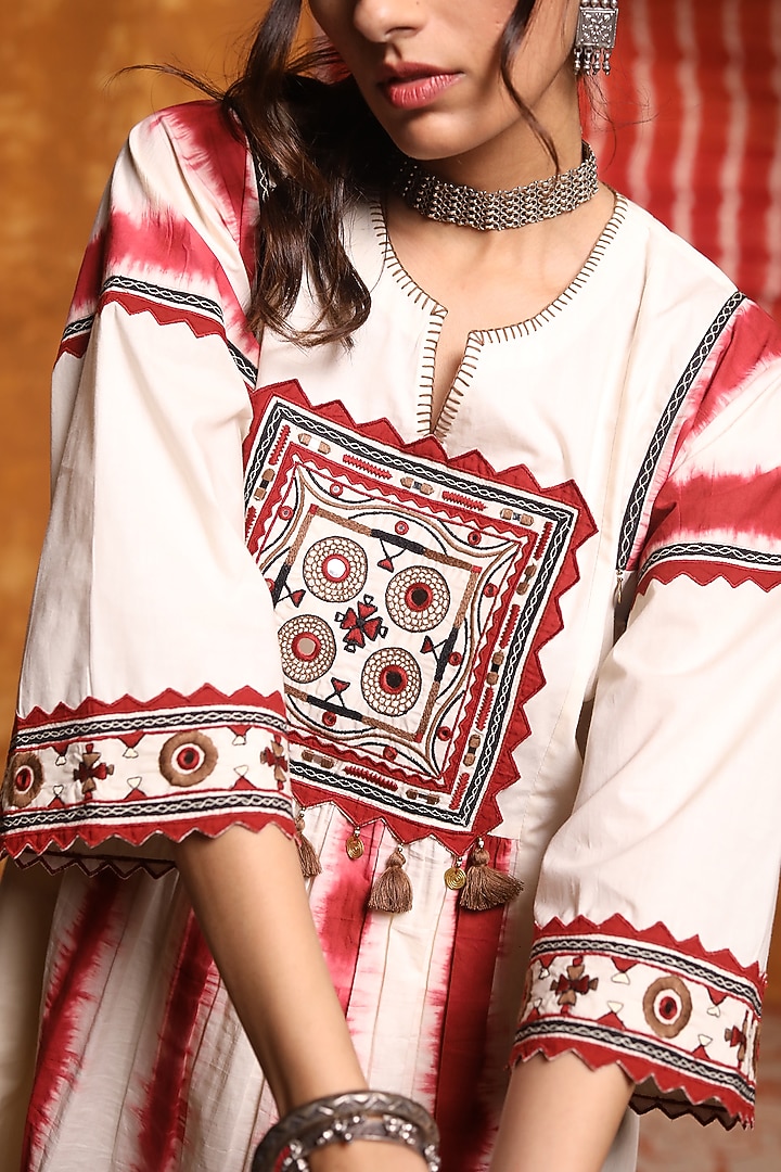 Ivory & Maroon Cotton Embroidered Kurta Set by Shivani Bhargava at Pernia's Pop Up Shop