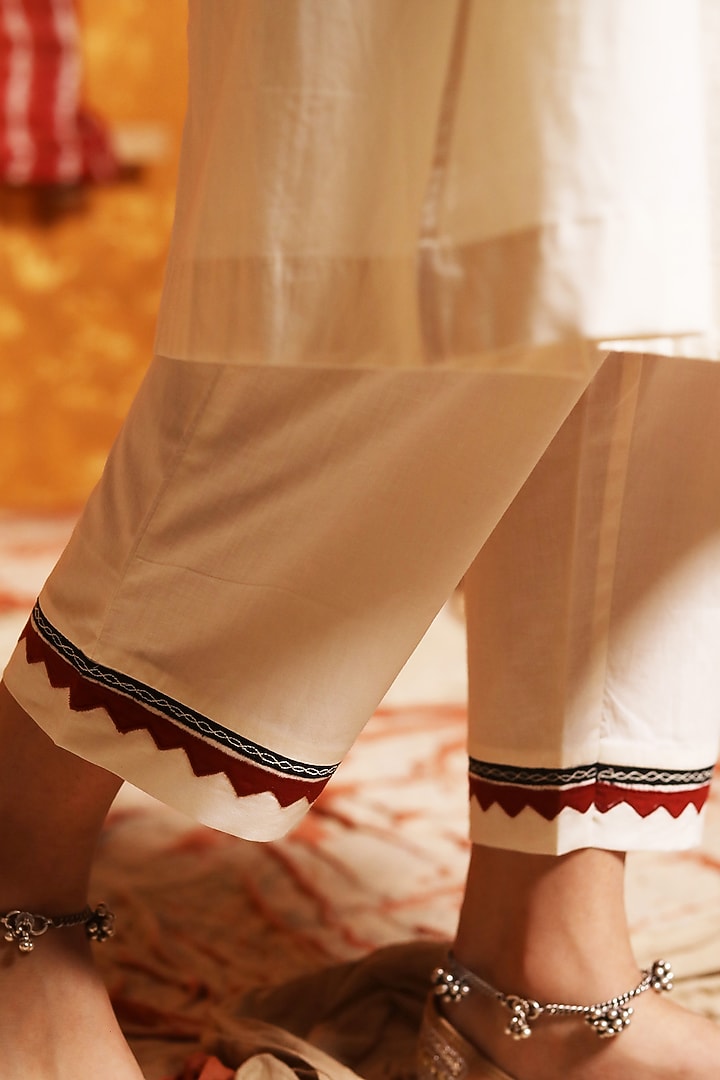 Ivory & Maroon Cotton Embroidered Kurta Set by Shivani Bhargava at Pernia's Pop Up Shop