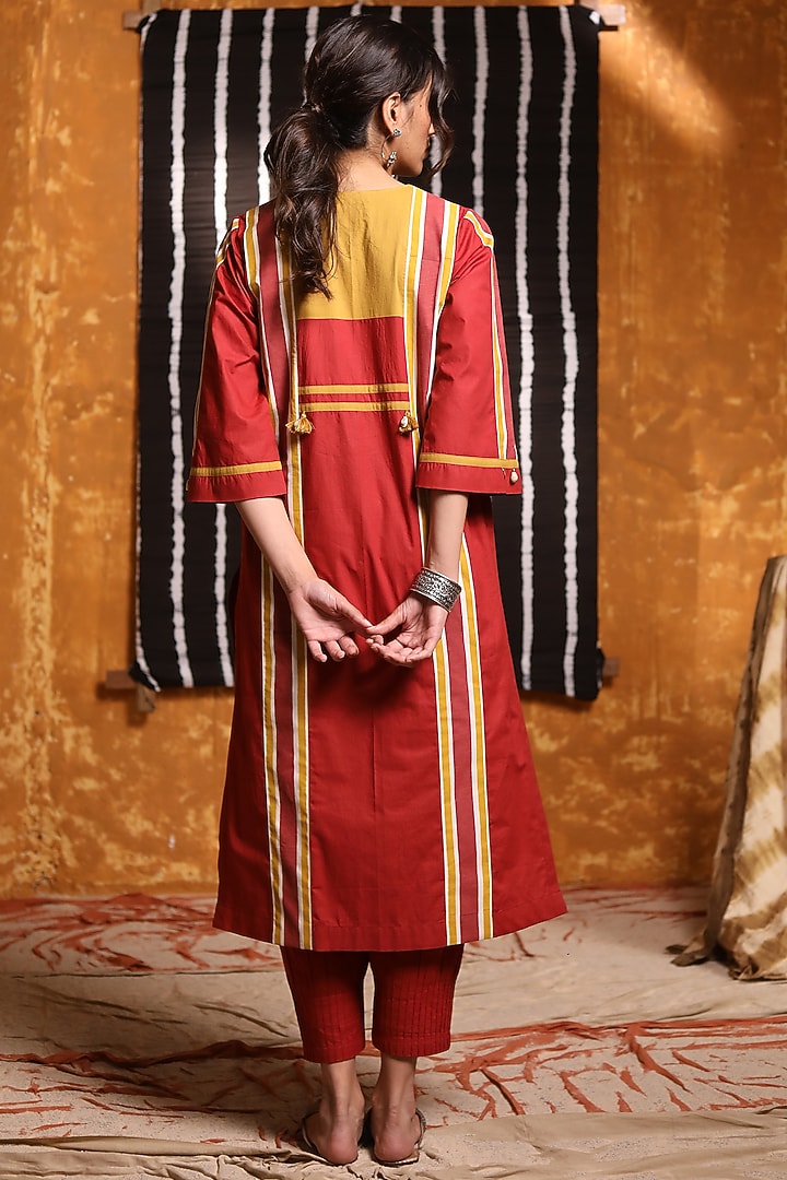 Maroon Cotton Embroidered & Color Blocked Kurta Set by Shivani Bhargava at Pernia's Pop Up Shop