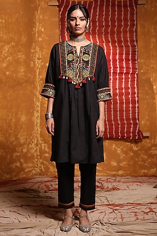 Black Cotton Embroidered Kurta Set by Shivani Bhargava