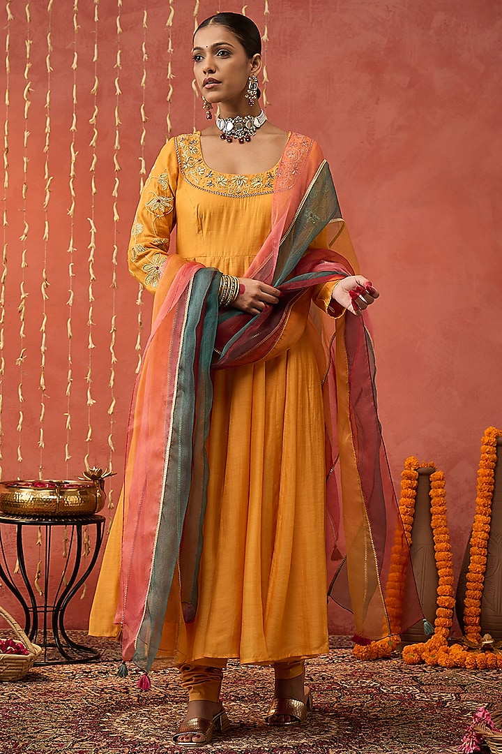 Mustard Chanderi Thread Hand Embroidered Wedding Anarkali Set by Shivani Bhargava at Pernia's Pop Up Shop