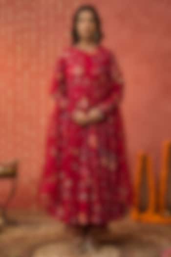 Red Chanderi Chintz Printed & Hand Embroidered Wedding Anarkali Set by Shivani Bhargava at Pernia's Pop Up Shop