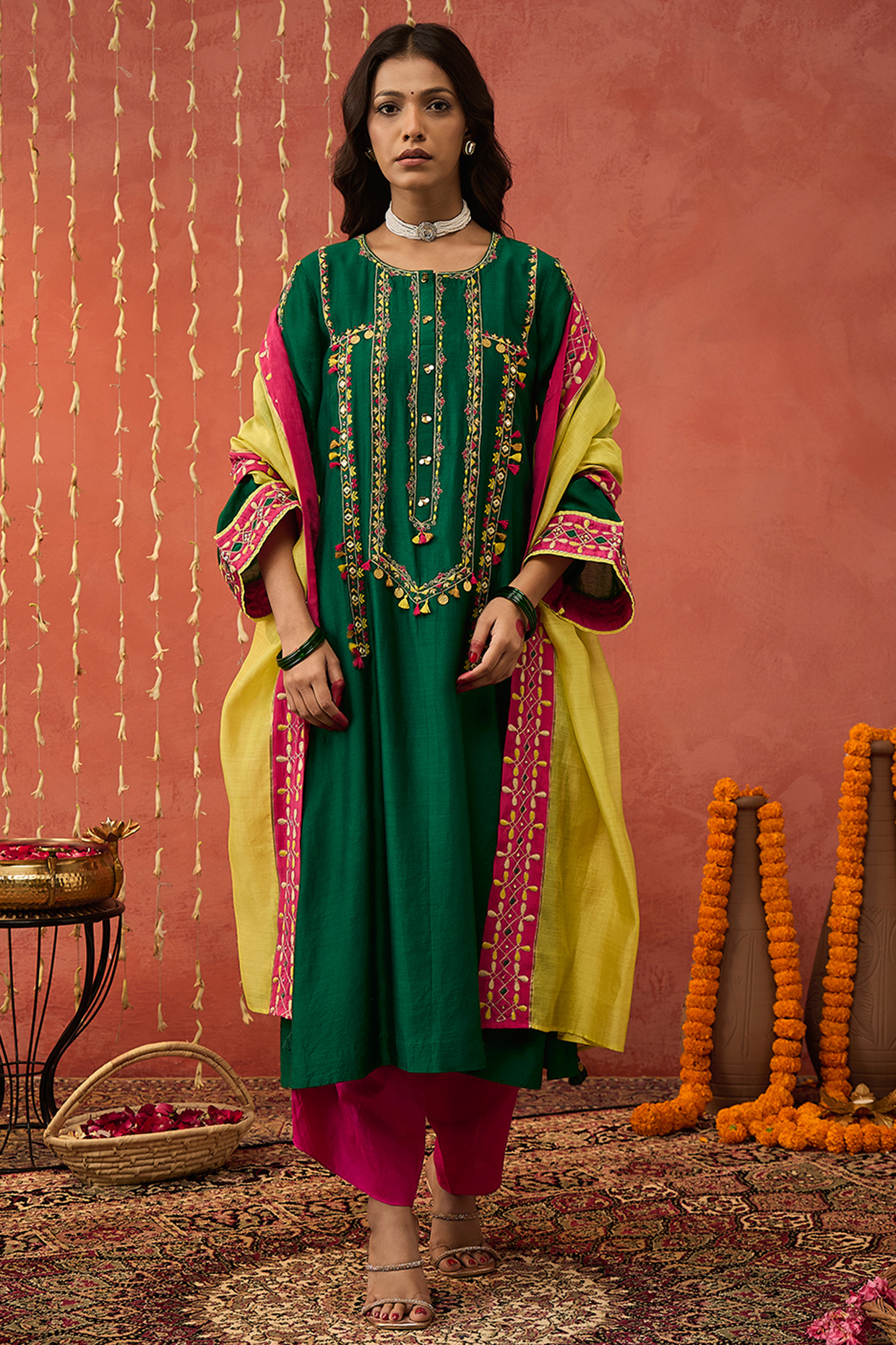 Emerald Green Chanderi Hand Embroidered Kurta Set by Shivani Bhargava at Pernia's Pop Up Shop