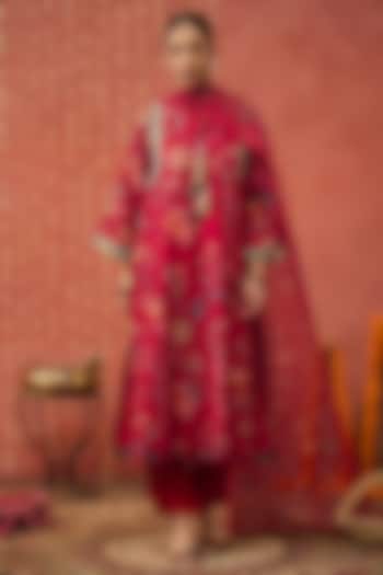 Red Chanderi Floral Chintz Printed Kurta Set by Shivani Bhargava at Pernia's Pop Up Shop