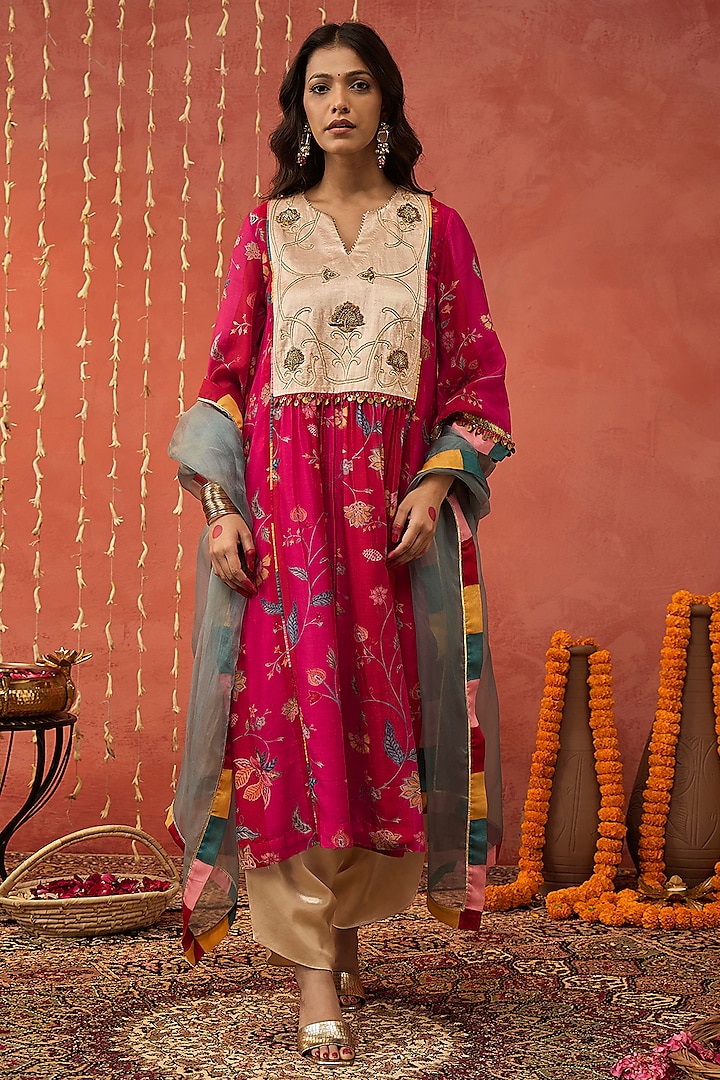 Red Chanderi Floral Chintz Printed Kurta Set by Shivani Bhargava at Pernia's Pop Up Shop