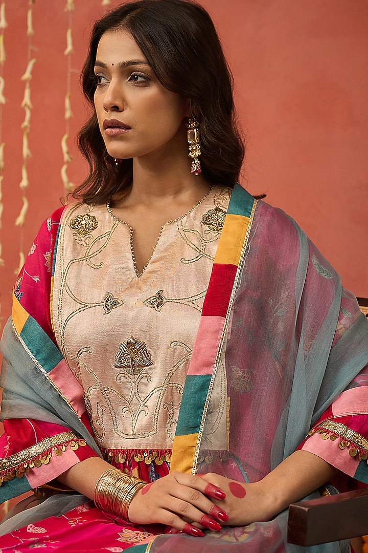 Red Chanderi Floral Chintz Printed Kurta Set by Shivani Bhargava at Pernia's Pop Up Shop
