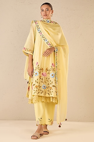 Yellow Chanderi Floral Embroidered Kurta Set by Shivani Bhargava
