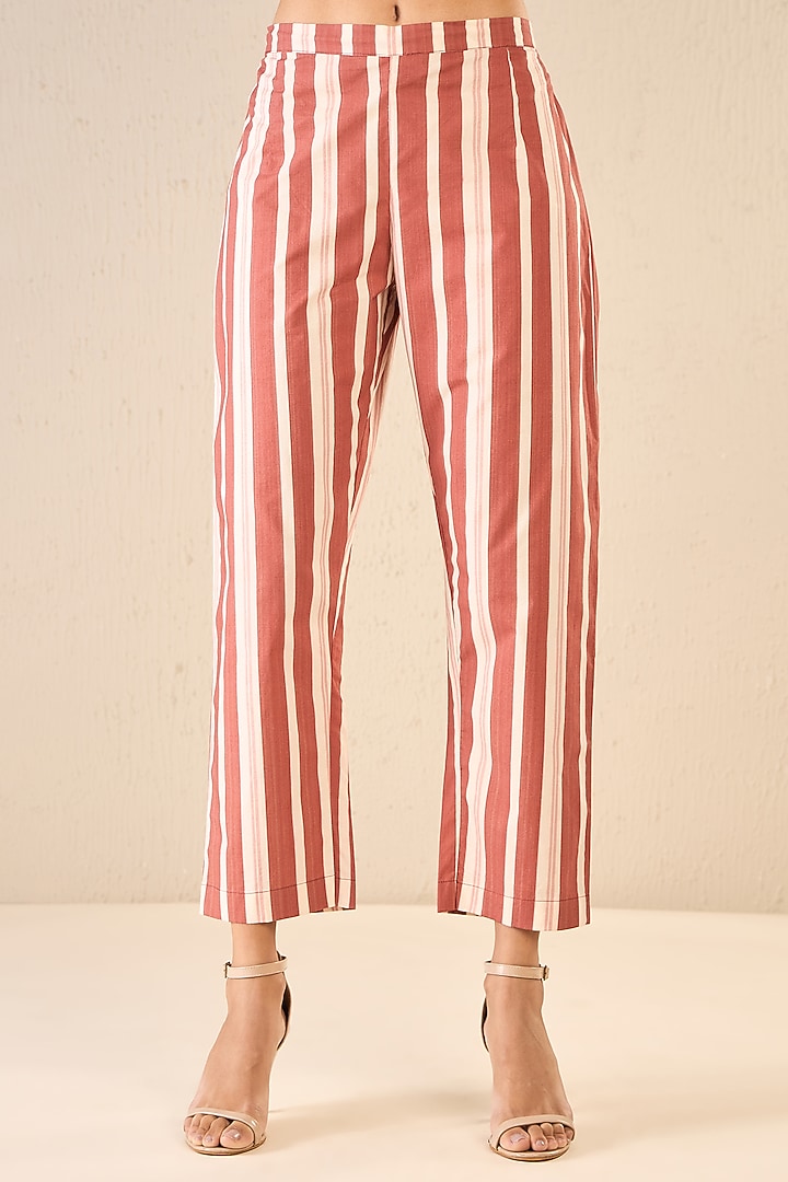 White & Red Cotton Rose Printed Co-Ord Set by shivani bhargava at Pernia's Pop Up Shop
