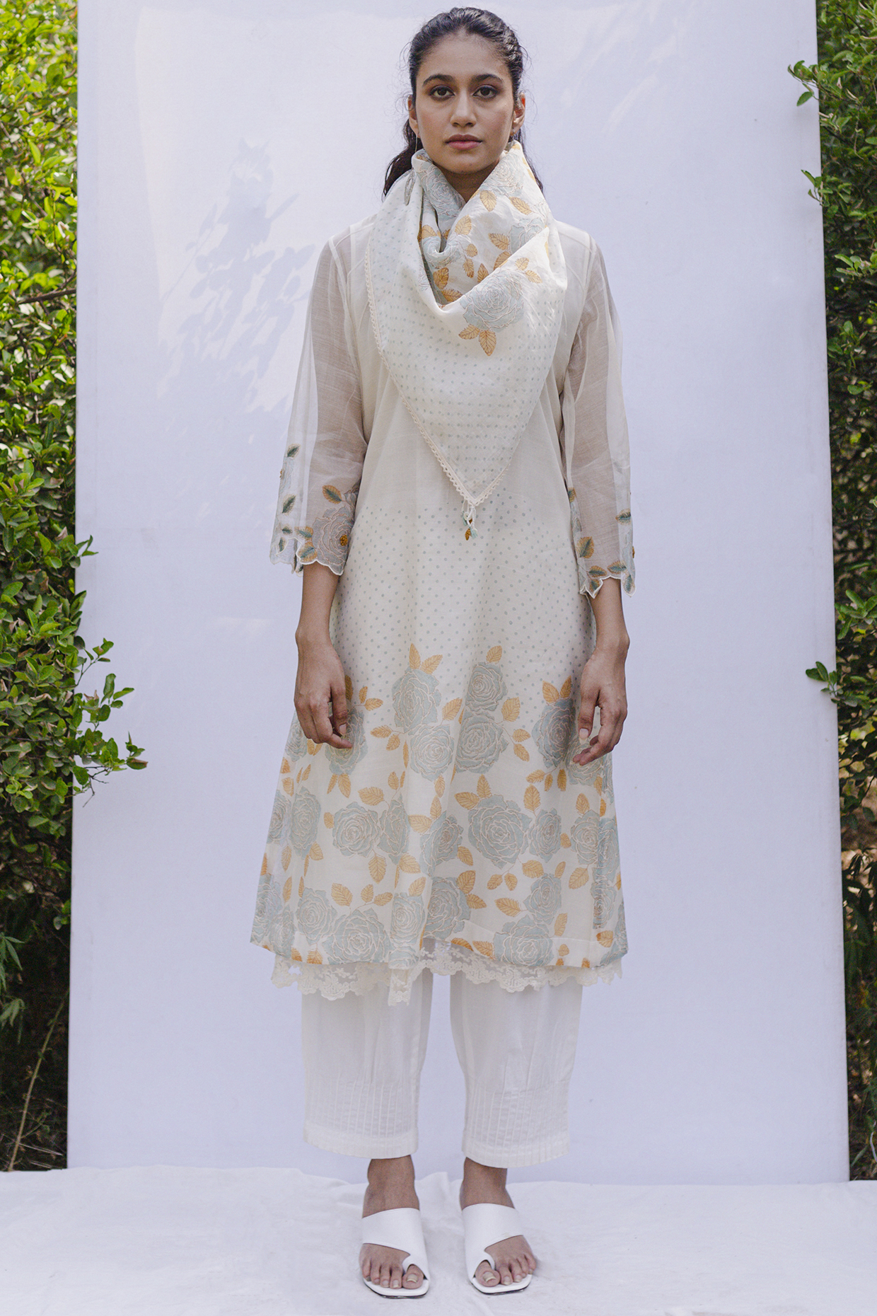 Ivory Hand Block Printed Kurta Set by Shivani Bhargava at Pernia's Pop Up Shop