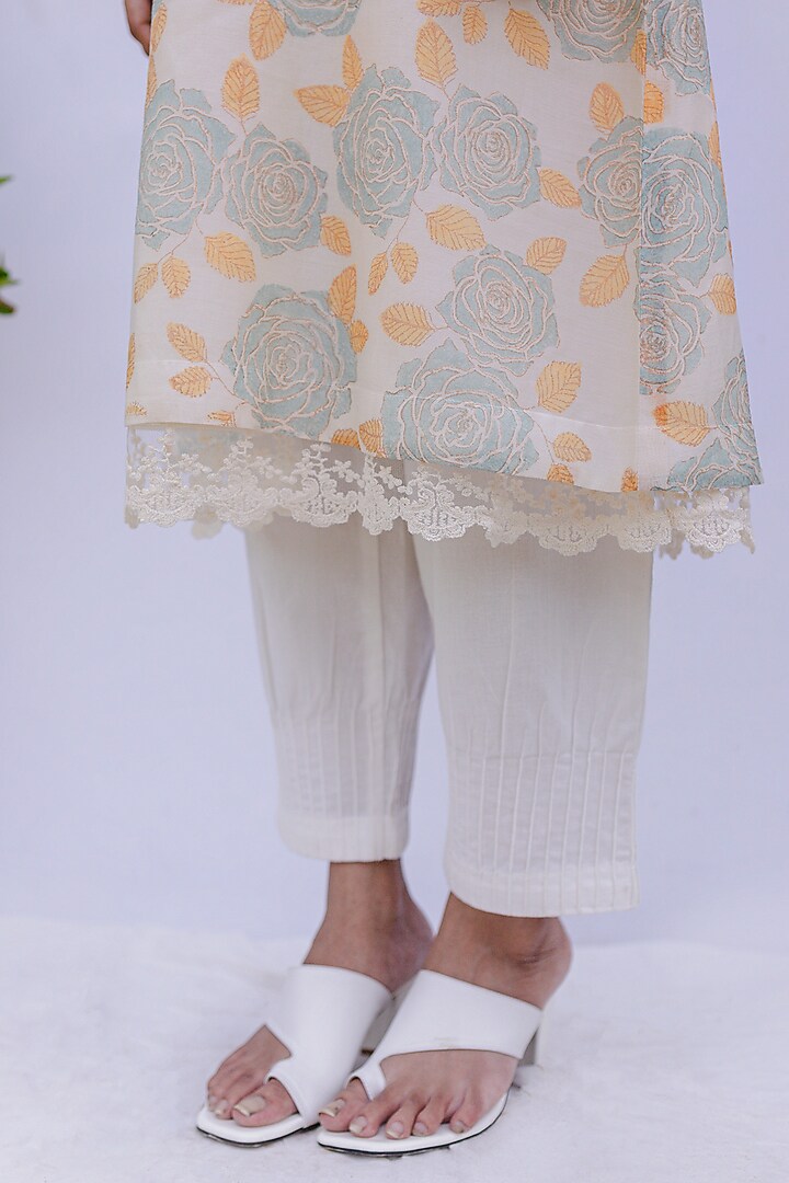 Ivory Hand Block Printed Kurta Set by Shivani Bhargava at Pernia's Pop Up Shop
