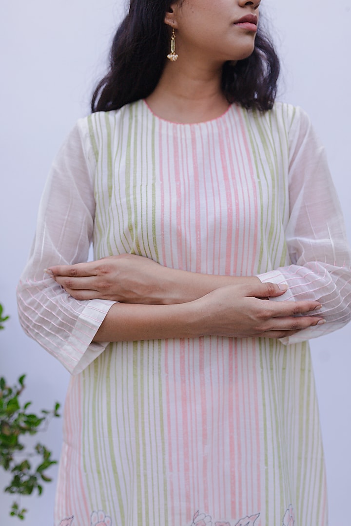 Ivory Hand Embroidered Kurta Set by Shivani Bhargava at Pernia's Pop Up Shop