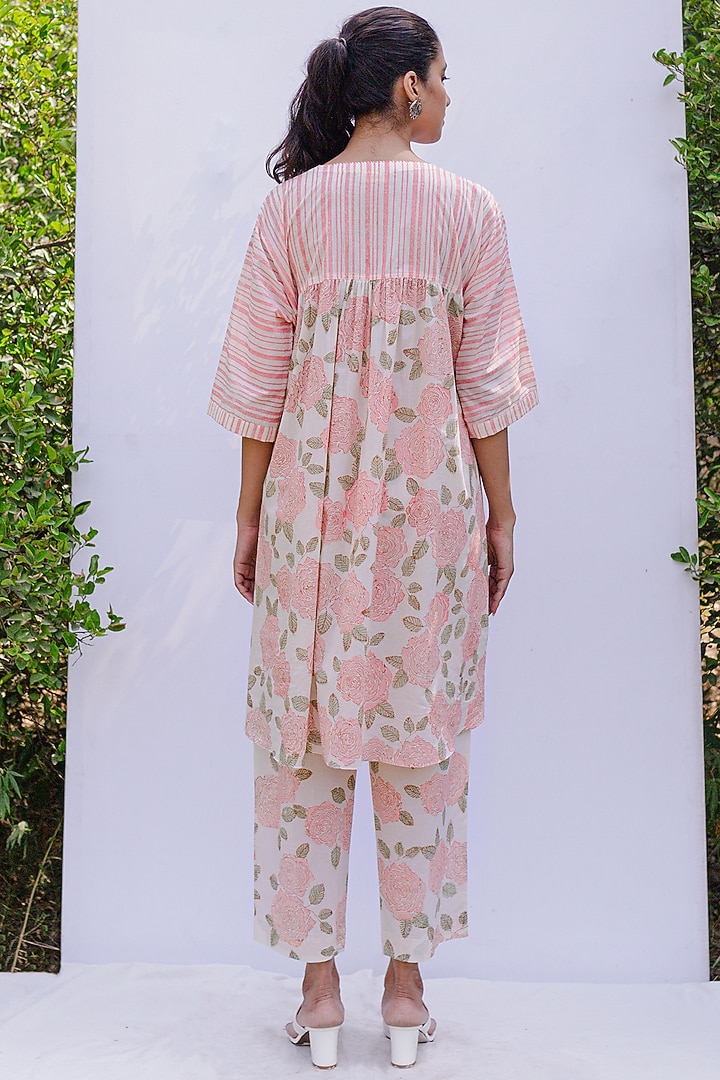 Cream Hand Block Printed Cape Set by Shivani Bhargava at Pernia's Pop Up Shop