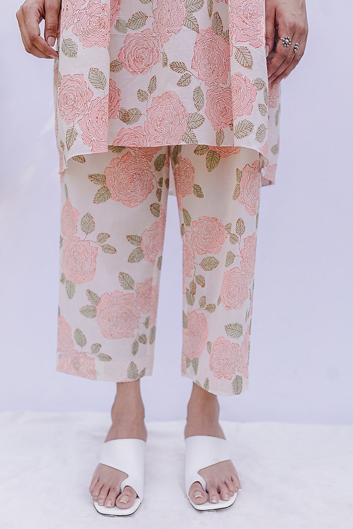 Cream Hand Block Printed Cape Set by Shivani Bhargava at Pernia's Pop Up Shop