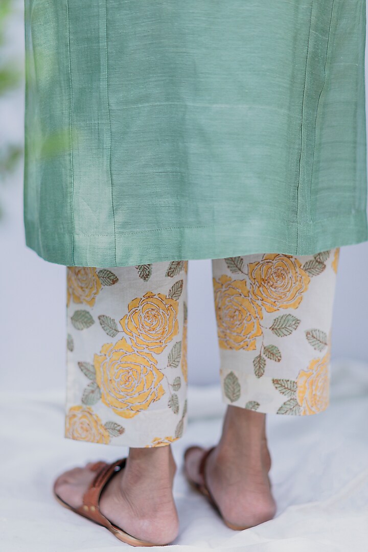 Sage Green Pintucked Kurta Set by Shivani Bhargava at Pernia's Pop Up Shop