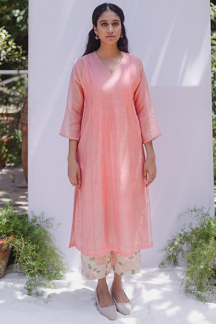 Old Rose Pintucked Kurta Set by Shivani Bhargava at Pernia's Pop Up Shop