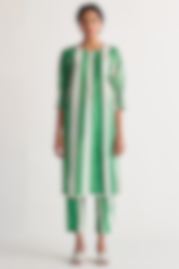 Green & White Cotton Linen Digital Printed Kurta by Shivani Bhargava at Pernia's Pop Up Shop