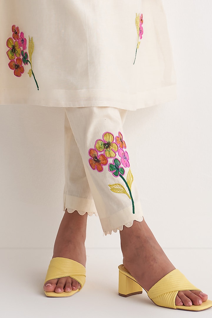 Ivory Chanderi Embroidered Gathered Tunic Set by Shivani Bhargava at Pernia's Pop Up Shop