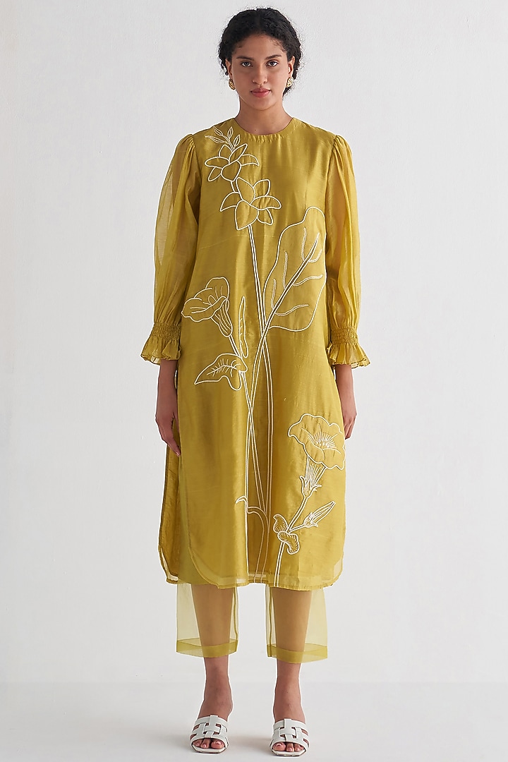 Amber Yellow Chanderi Embroidered Tunic Set by Shivani Bhargava at Pernia's Pop Up Shop