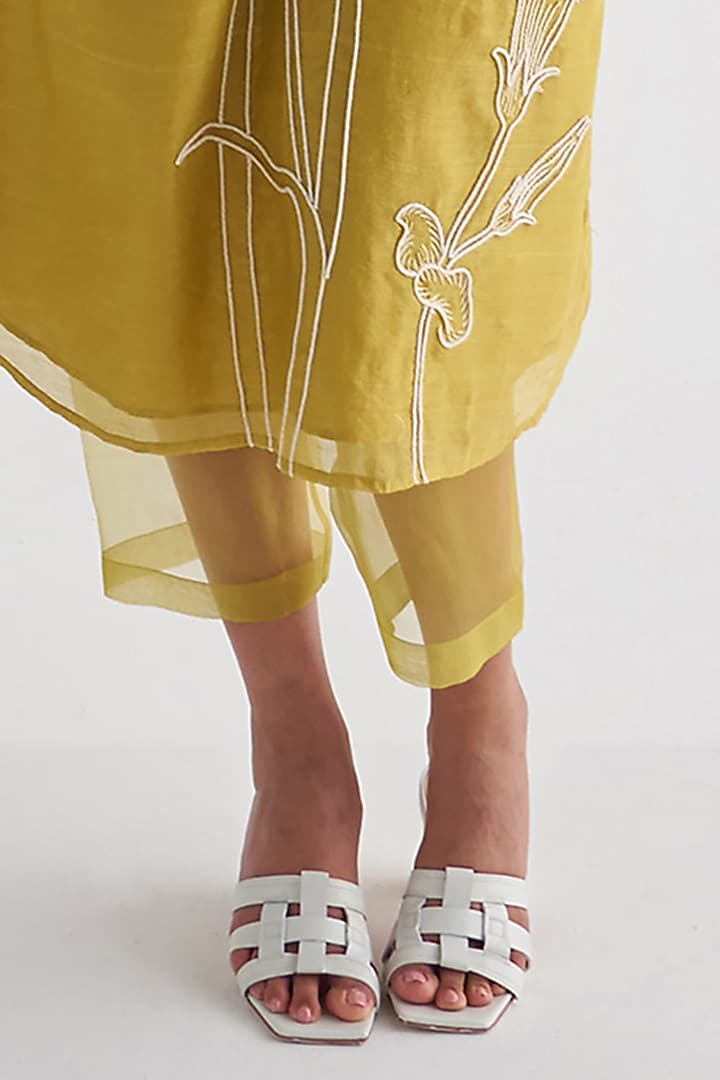 Amber Yellow Chanderi Embroidered Tunic Set by Shivani Bhargava at Pernia's Pop Up Shop