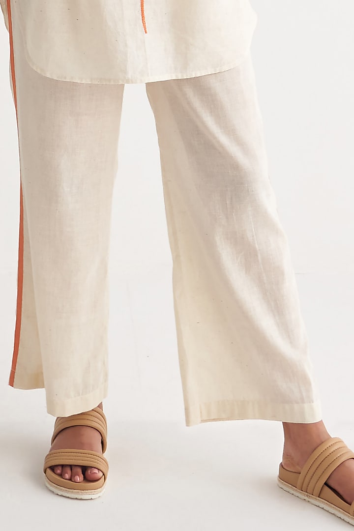 Off-White Soft Handloom Cotton Co-Ord Set by Shivani Bhargava at Pernia's Pop Up Shop