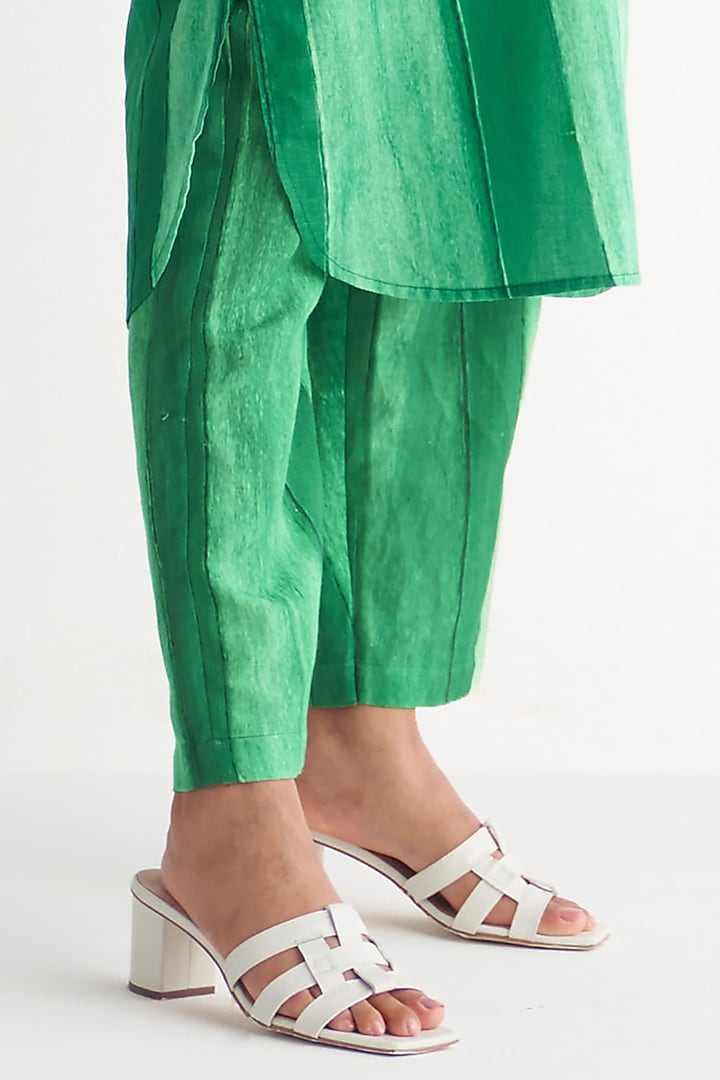 Green Cotton Linen Printed & Embroidered Tunic Set by Shivani Bhargava at Pernia's Pop Up Shop
