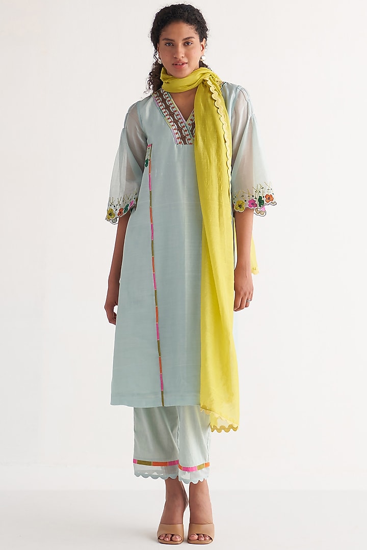 Powder Blue Chanderi Embroidered Kurta Set by Shivani Bhargava at Pernia's Pop Up Shop