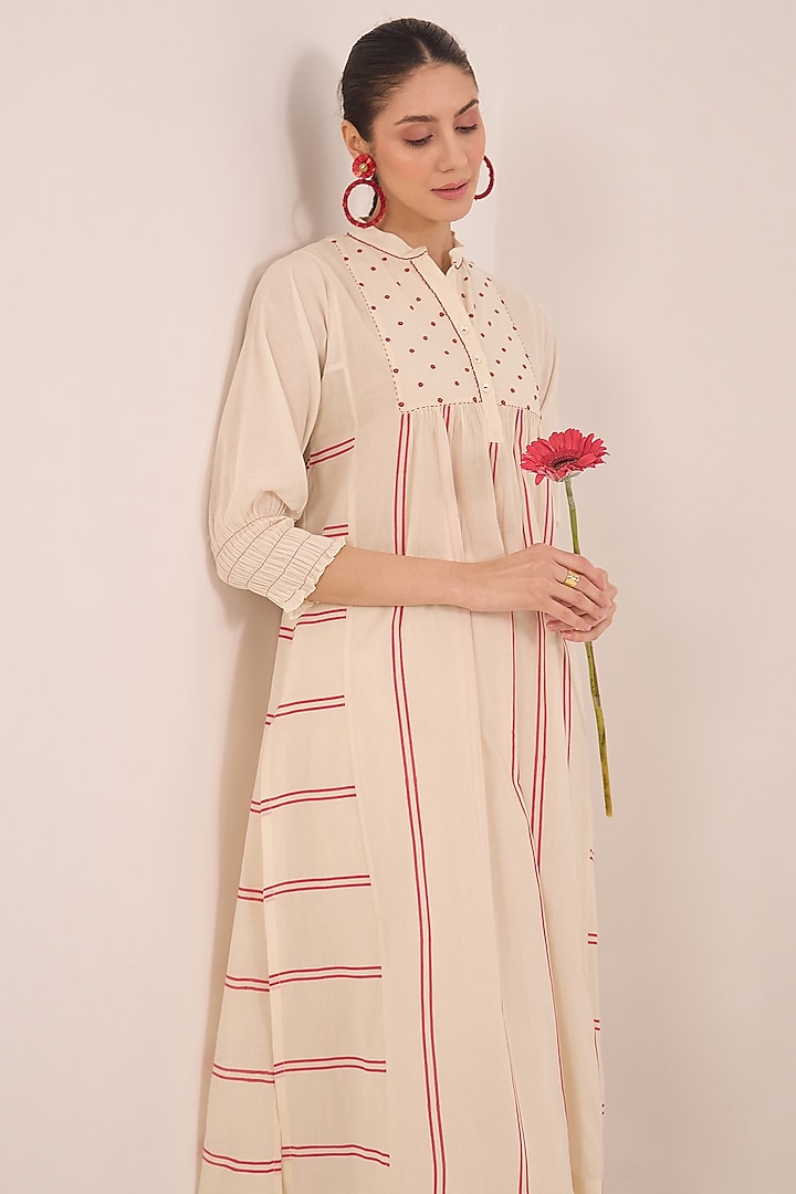 Ivory Cotton Printed Kurta Set by Shivani Bhargava at Pernia's Pop Up Shop