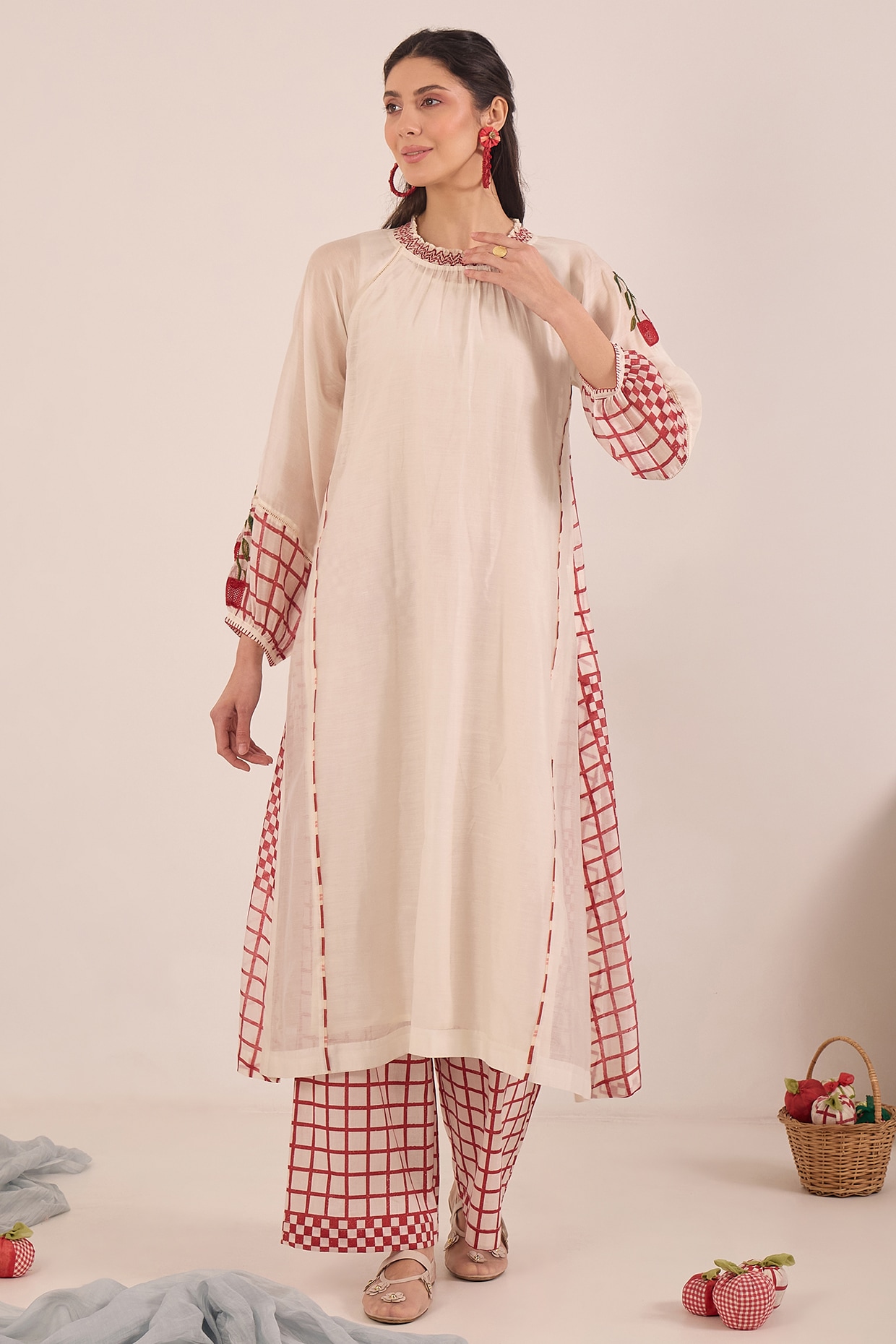 Shivani Bhargava Ivory Silk Chanderi Embroidered Kurta Set