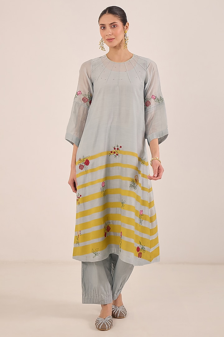 Powder Blue Silk Chanderi Floral Embroidered Kurta Set by Shivani Bhargava at Pernia's Pop Up Shop