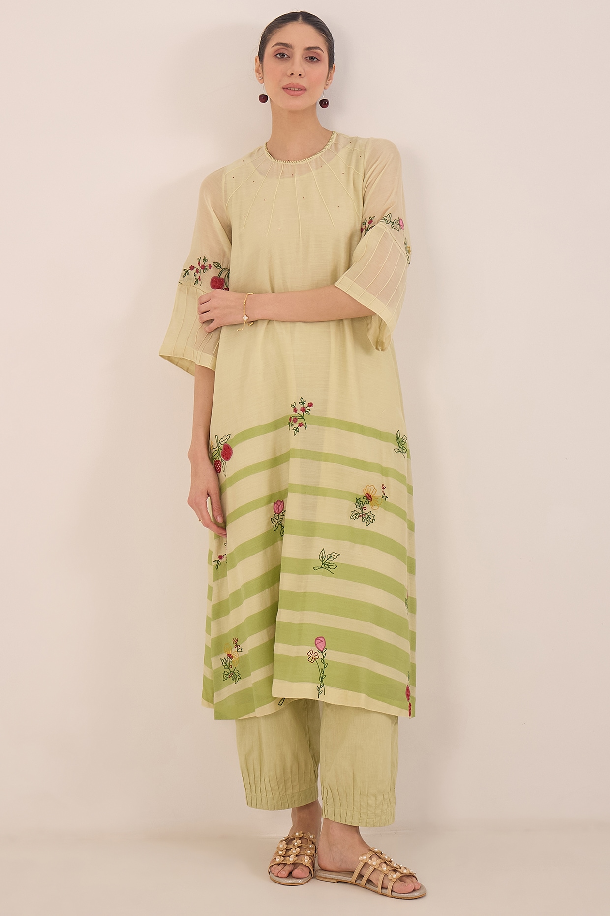 Shivani Bhargava Cream & Green Silk Chanderi Floral Embroidered Kurta Set