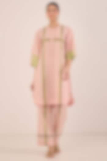 Pink Cotton Paneled Co-Ord Set by Shivani Bhargava at Pernia's Pop Up Shop