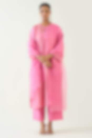 Candy Pink & Gold Zari Stripe Kurta Set by Shivani Bhargava at Pernia's Pop Up Shop