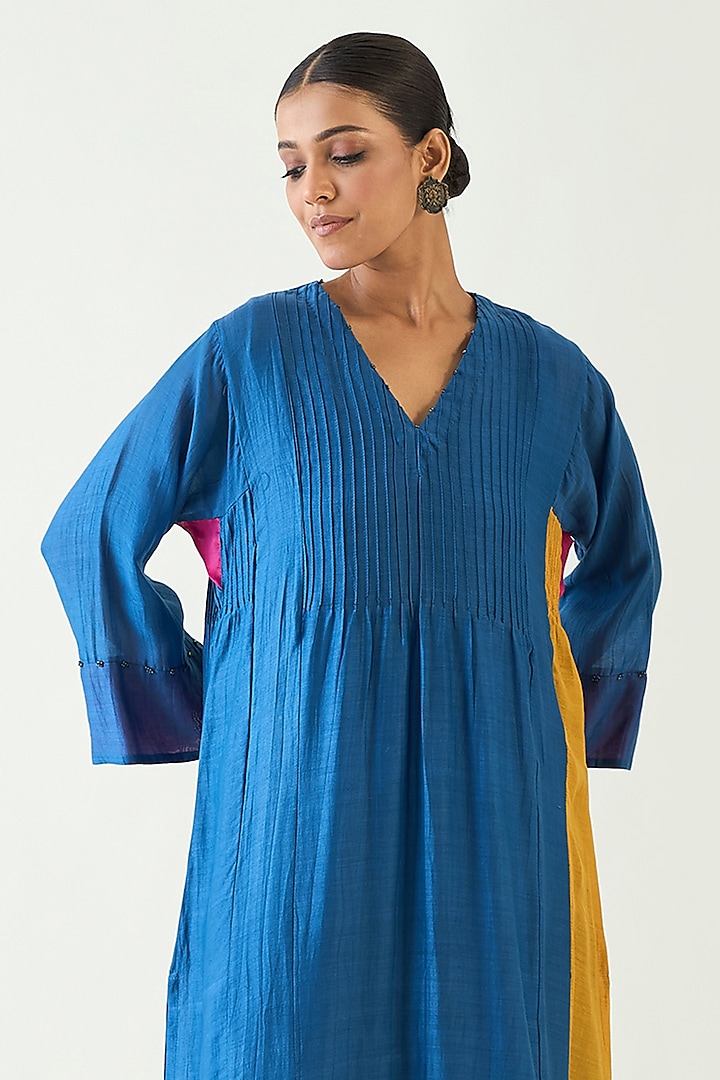 Blue Cotton Silk Color Blocked Kurta Set by Shivani Bhargava at Pernia's Pop Up Shop