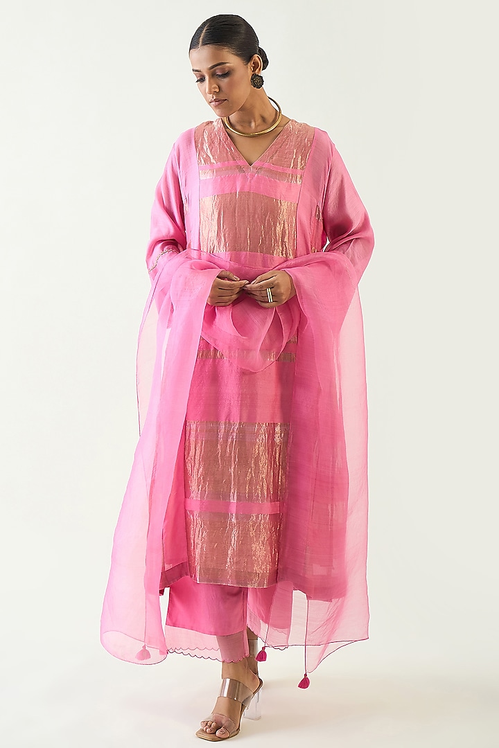 Candy Pink Handloom Zari & Cotton Silk Hand Embroidered Choga Kurta Set by Shivani Bhargava at Pernia's Pop Up Shop