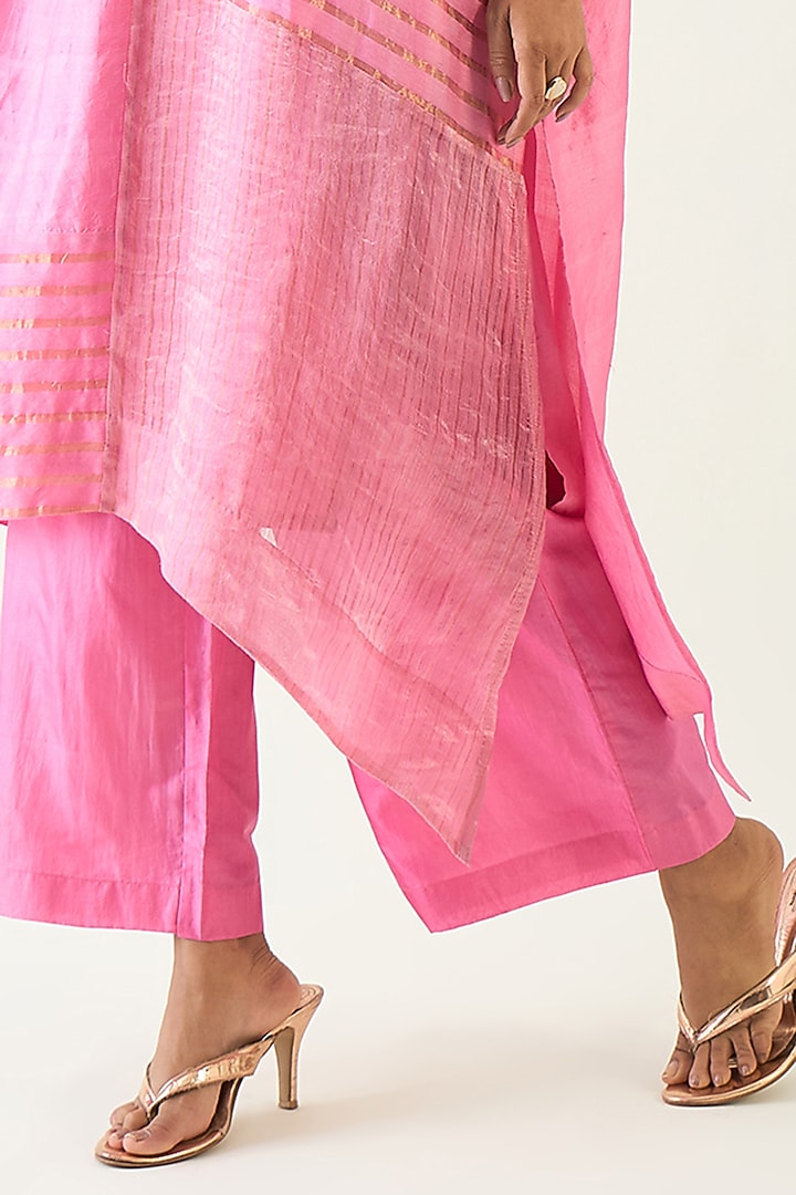Candy Pink Handloom Zari Stripe Fabric Kaftan Set by Shivani Bhargava at Pernia's Pop Up Shop
