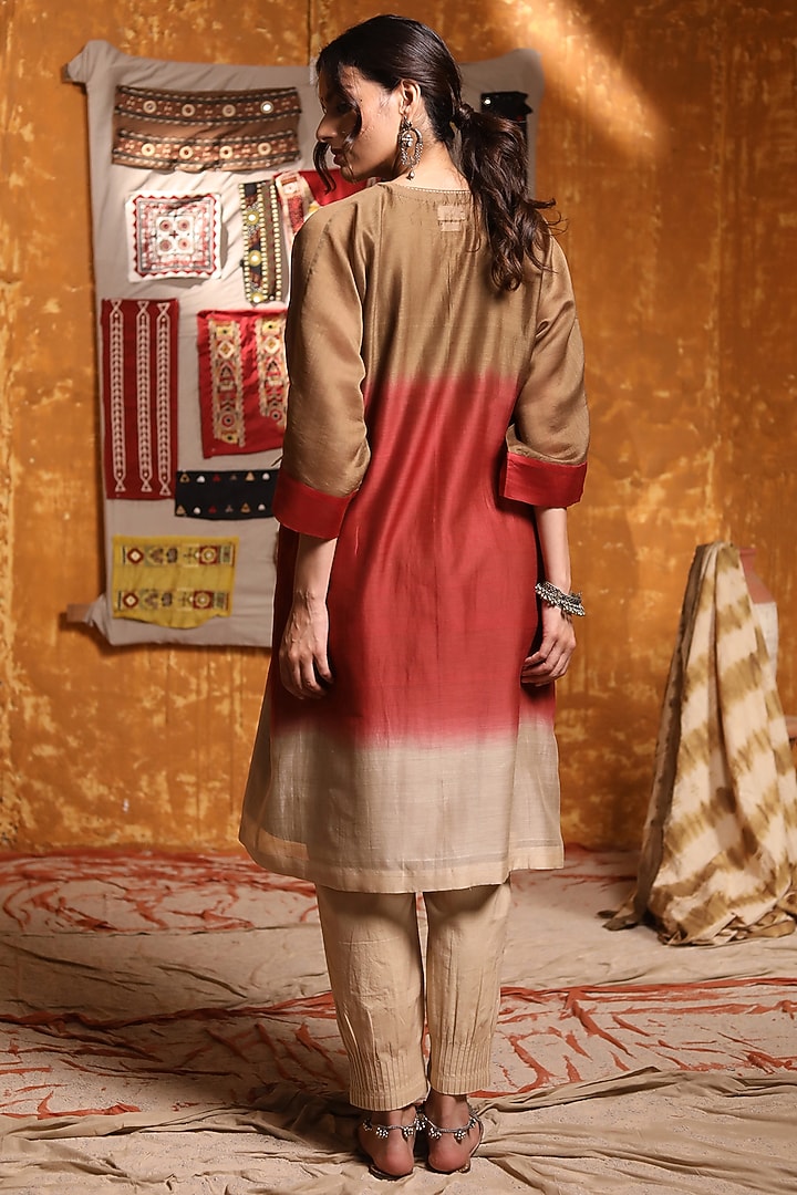 Multi-Colored Crinkle Chanderi Silk Ombre-Dyed Co-Ord Set by Shivani Bhargava at Pernia's Pop Up Shop
