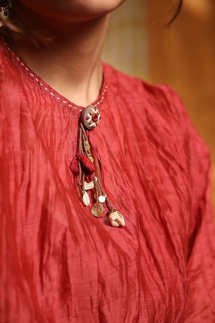 Maroon Crinkle Chanderi Silk Co-Ord Set by Shivani Bhargava at Pernia's Pop Up Shop