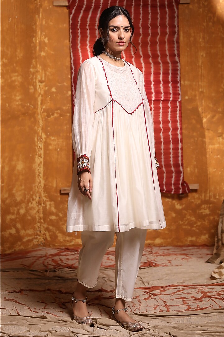 Ivory Handloom Chanderi Embroidered Gathered Short Kurta Set by Shivani Bhargava at Pernia's Pop Up Shop