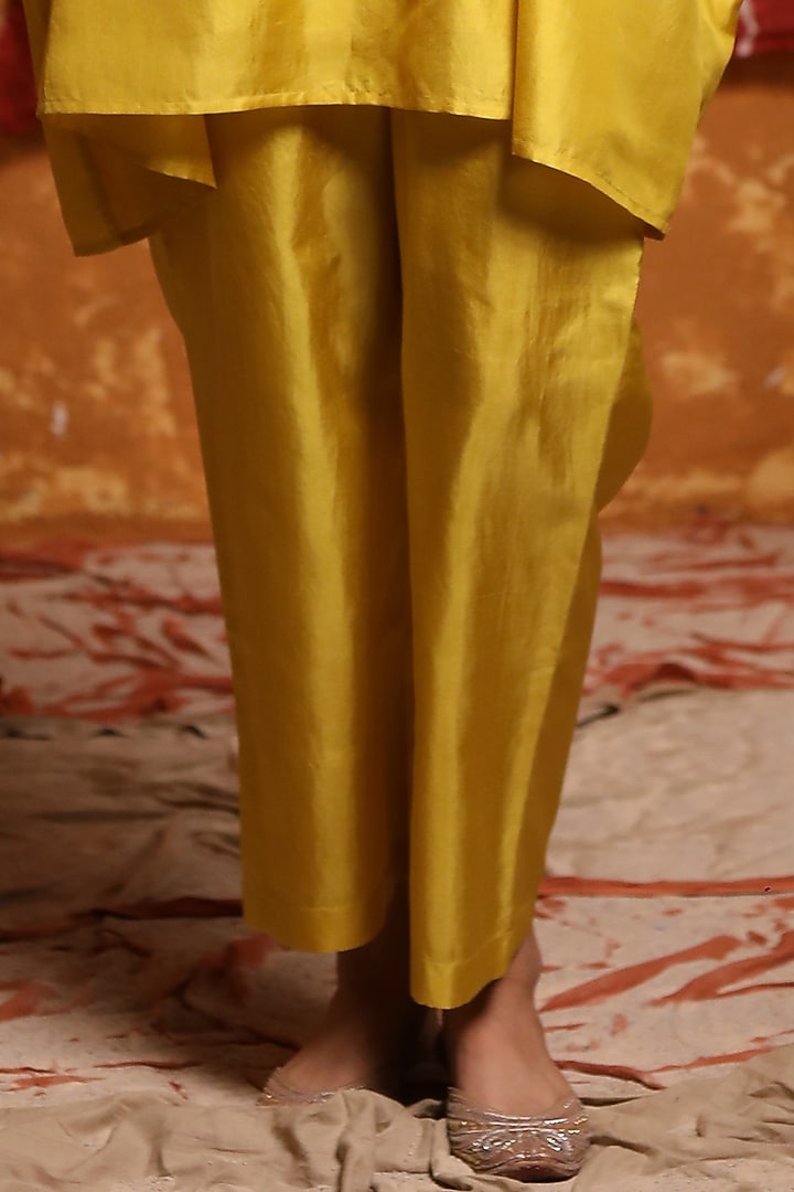 Mustard Silk Tribal Embroidered Handcrafted Kurta Set by Shivani Bhargava at Pernia's Pop Up Shop