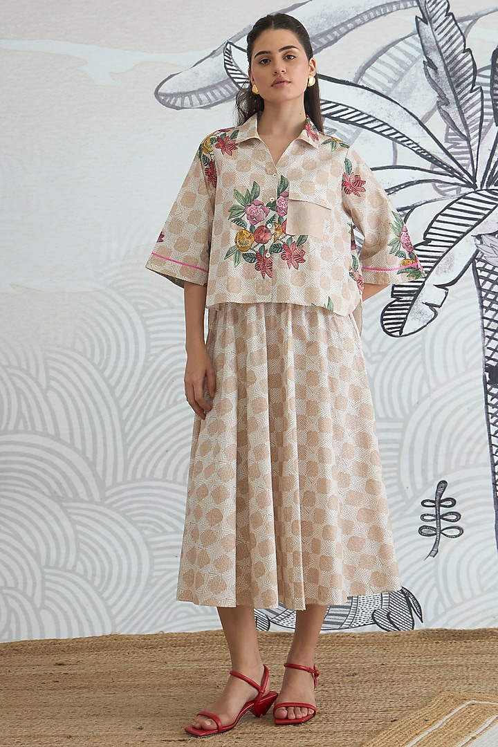 Beige & Off-White Pure Egyptian Cotton Digital Printed Co-Ord Set by shivani bhargava at Pernia's Pop Up Shop