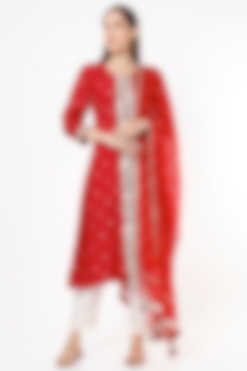 Fiery Red Printed & Embroidered Kurta Set by Aarnya by Richa