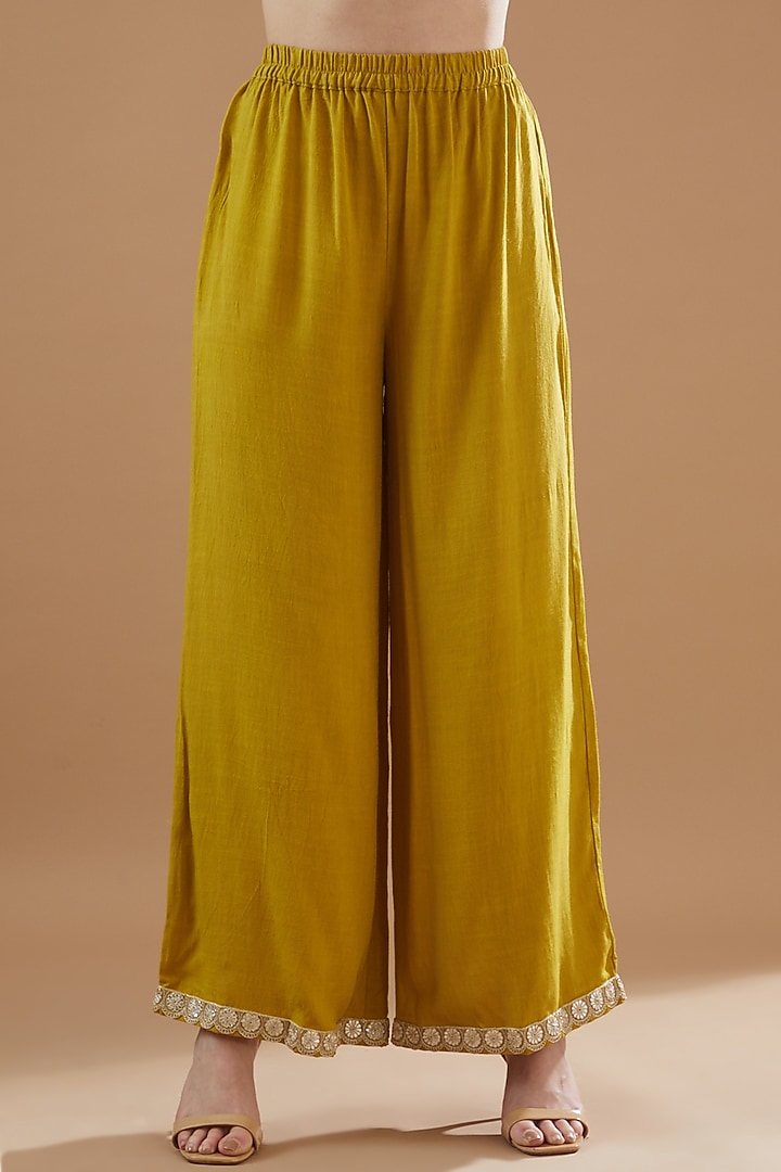 Mustard Chanderi Embroidered Kurta Set by Aarnya by Richa at Pernia's Pop Up Shop