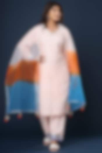 White Kurta Set With Organza Dupatta by Aarnya by Richa at Pernia's Pop Up Shop