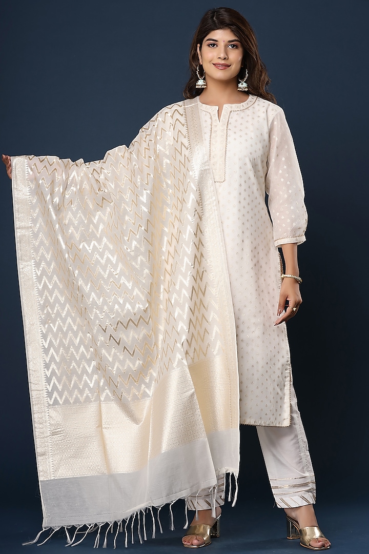 Ivory Chanderi Kurta Set by Aarnya by Richa