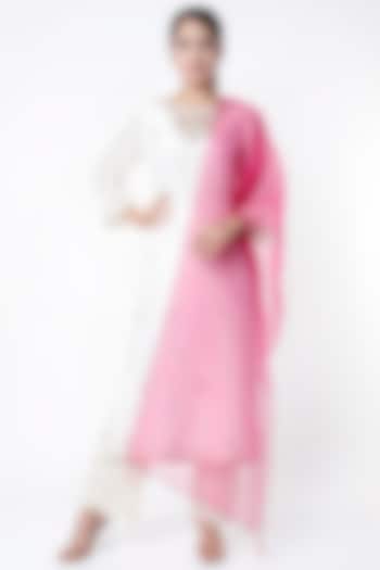 White Aari Hand Embroidered Kurta Set by Aarnya by Richa at Pernia's Pop Up Shop